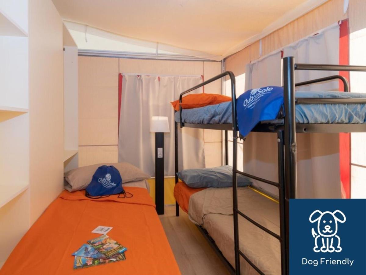 Club Del Sole Spina Family Collection Hotel Lido di Spina Bagian luar foto