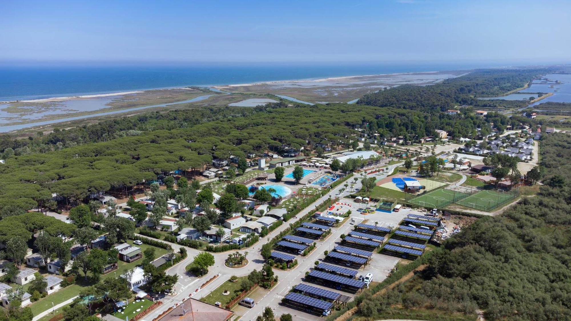 Club Del Sole Spina Family Collection Hotel Lido di Spina Bagian luar foto